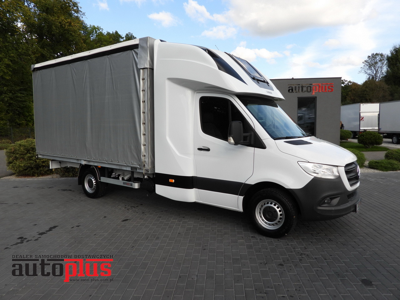 MERCEDES SPRINTER 316 TARPAULIN 8 PALLETS WEBASTO CRUISE CONTROL AIR CONDITIONING 160HP - Utilitaire rideaux coulissants (PLSC): photos 1 MERCEDES SPRINTER 316 TARPAULIN 8 PALLETS WEBASTO CRUISE CONTROL AIR CONDITIONING 160HP - Utilitaire rideaux coulissants (PLSC): photos 1