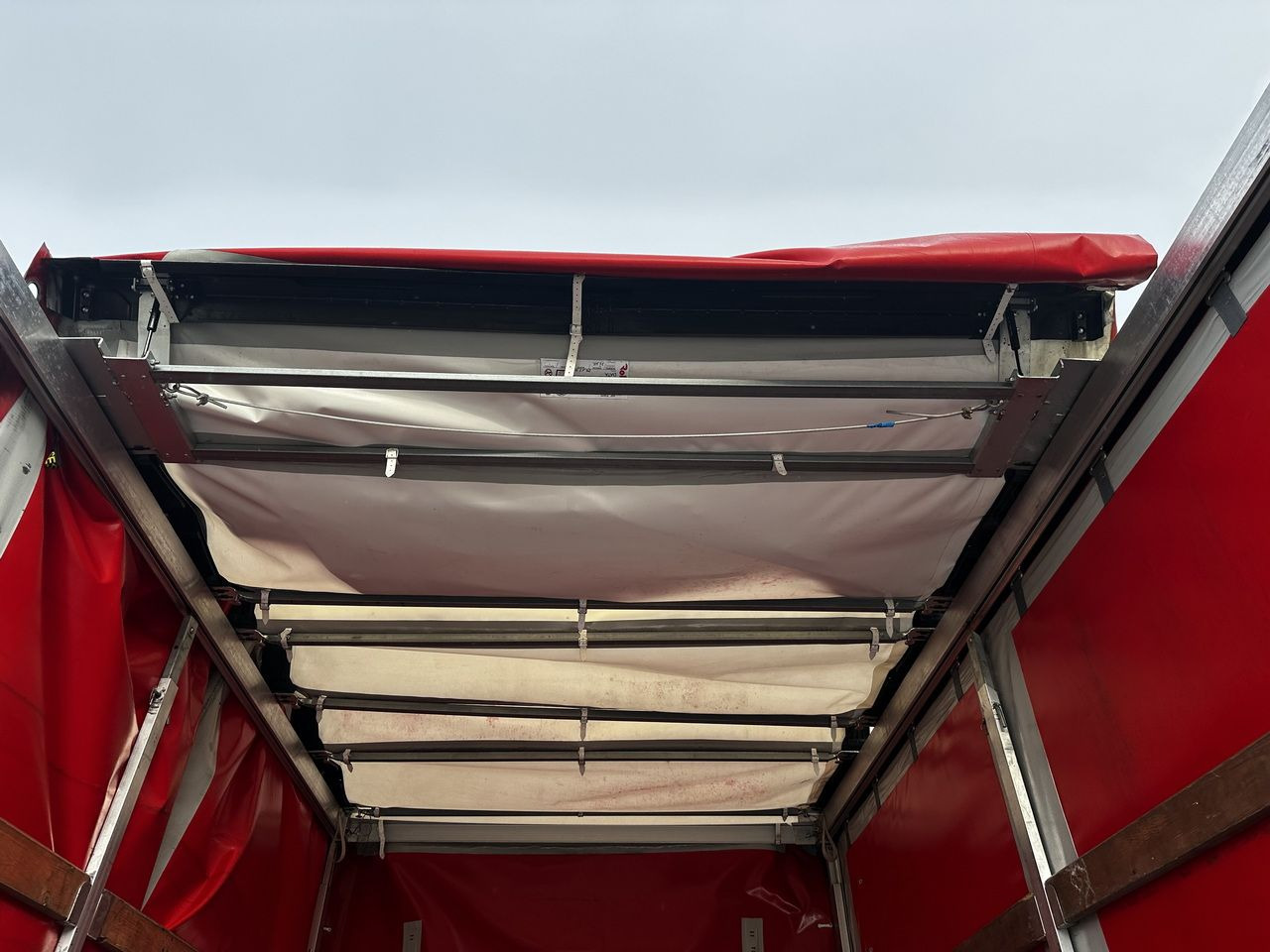 MERCEDES SPRINTER 316 TARPAULIN LIFT 8 PALLETS WEBASTO CRUISE CONTROL AIR CONDITIONING 160HP — crédit-bail MERCEDES SPRINTER 316 TARPAULIN LIFT 8 PALLETS WEBASTO CRUISE CONTROL AIR CONDITIONING 160HP: photos 15 MERCEDES SPRINTER 316 TARPAULIN LIFT 8 PALLETS WEBASTO CRUISE CONTROL AIR CONDITIONING 160HP — crédit-bail MERCEDES SPRINTER 316 TARPAULIN LIFT 8 PALLETS WEBASTO CRUISE CONTROL AIR CONDITIONING 160HP: photos 15