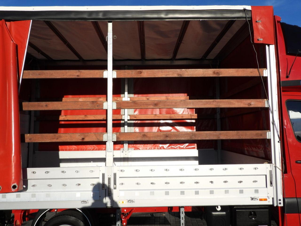 MERCEDES SPRINTER 316 TARPAULIN LIFT 8 PALLETS WEBASTO CRUISE CONTROL AIR CONDITIONING 160HP — crédit-bail MERCEDES SPRINTER 316 TARPAULIN LIFT 8 PALLETS WEBASTO CRUISE CONTROL AIR CONDITIONING 160HP: photos 24 MERCEDES SPRINTER 316 TARPAULIN LIFT 8 PALLETS WEBASTO CRUISE CONTROL AIR CONDITIONING 160HP — crédit-bail MERCEDES SPRINTER 316 TARPAULIN LIFT 8 PALLETS WEBASTO CRUISE CONTROL AIR CONDITIONING 160HP: photos 24