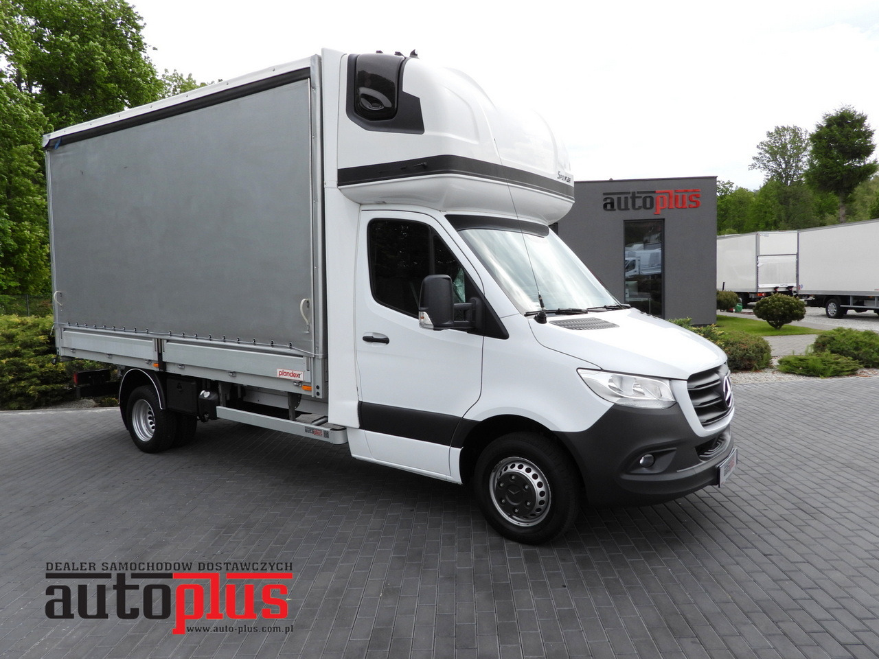 MERCEDES SPRINTER 519 TARPAULIN 8 PALLETS WEBASTO CRUISE CONTROL TWIN WHEELS AIR CONDITIONING 190HP - Utilitaire rideaux coulissants (PLSC): photos 1 MERCEDES SPRINTER 519 TARPAULIN 8 PALLETS WEBASTO CRUISE CONTROL TWIN WHEELS AIR CONDITIONING 190HP - Utilitaire rideaux coulissants (PLSC): photos 1