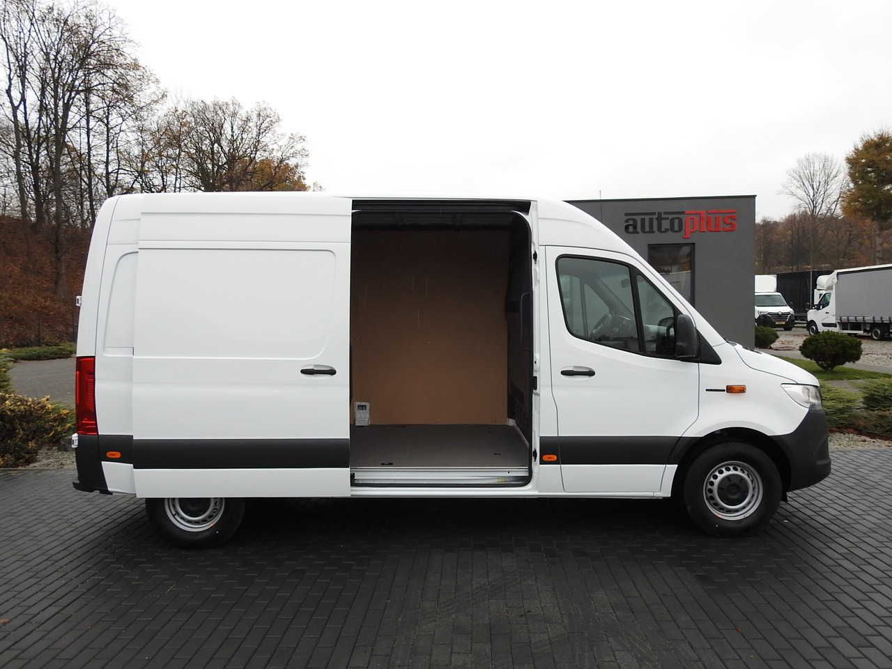 Fourgon utilitaire, Utilitaire électrique neuf MERCEDES eSprinter NEW ELECTRIC VAN AUTOMATIC TRANSMISSION  GUARANTEE  95HP: photos 8