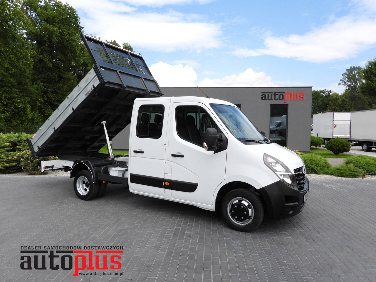 OPEL MOVANO TIPPER DOUBLE CABIN DOKA 7 SEATS LED LIGHTS TWIN WHEELS AIR CONDITIONING 145HP - Camion benne: photos 1 OPEL MOVANO TIPPER DOUBLE CABIN DOKA 7 SEATS LED LIGHTS TWIN WHEELS AIR CONDITIONING 145HP - Camion benne: photos 1