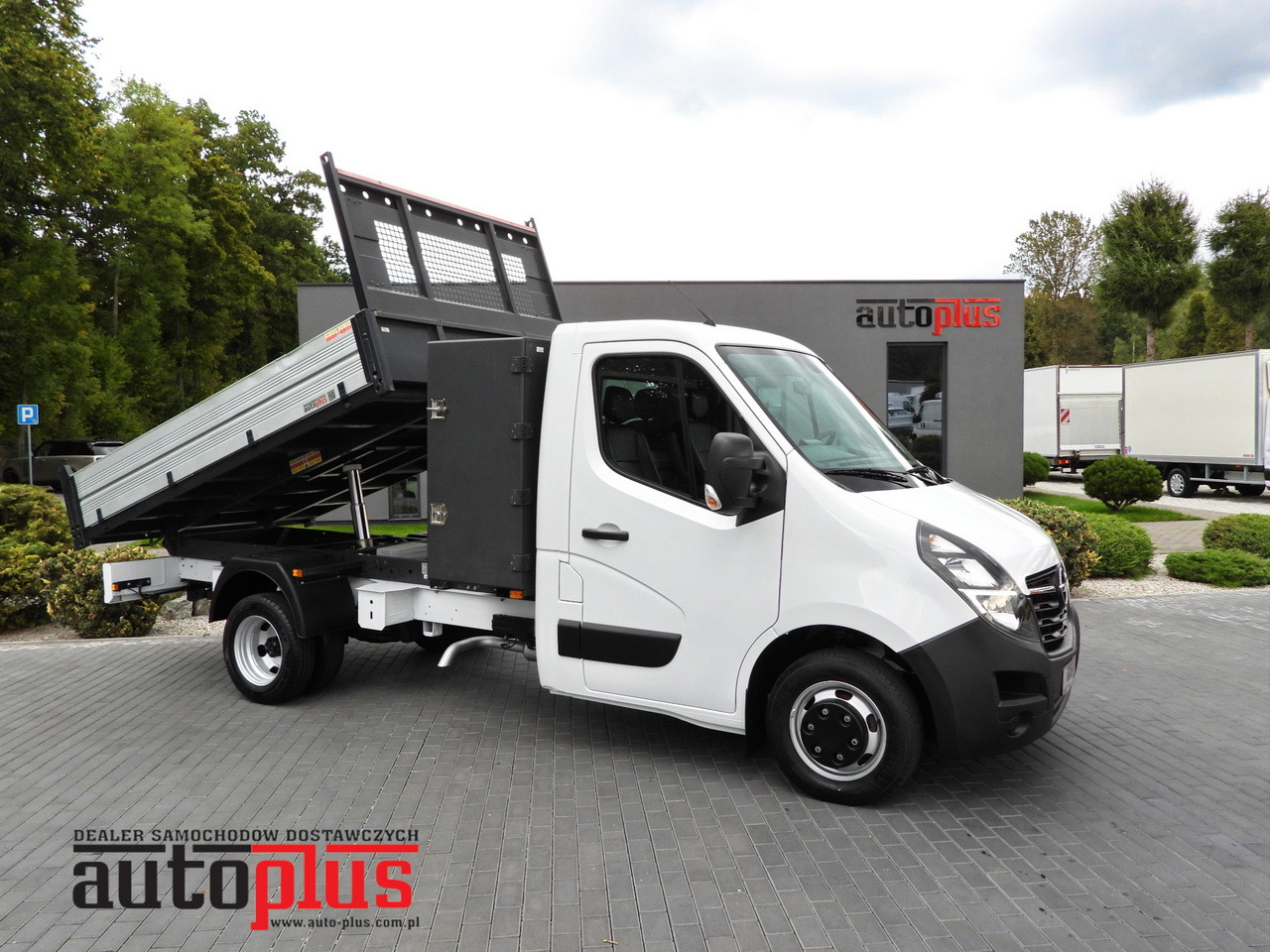 OPEL MOVANO TIPPER NAVIGATION LED LIGHTS TWIN WHEELS AIR CONDITIONING 145HP - Utilitaire benne: photos 1 OPEL MOVANO TIPPER NAVIGATION LED LIGHTS TWIN WHEELS AIR CONDITIONING 145HP - Utilitaire benne: photos 1