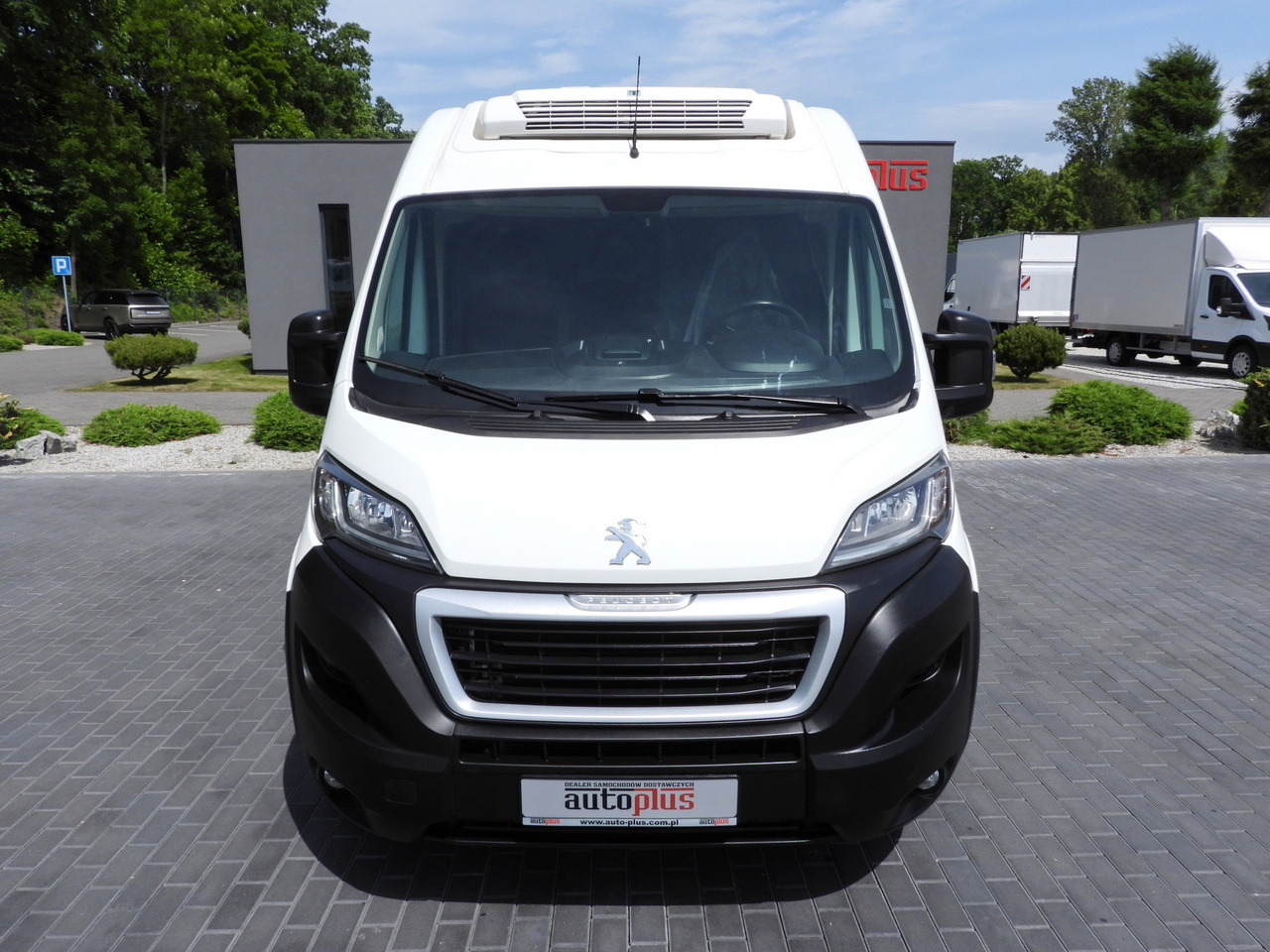 PEUGEOT BOXER  REFRIGERATOR VAN -10*C CRUISE CONTROL AIR CONDITIONING  130HP - Utilitaire frigorifique: photos 5 PEUGEOT BOXER  REFRIGERATOR VAN -10*C CRUISE CONTROL AIR CONDITIONING  130HP - Utilitaire frigorifique: photos 5