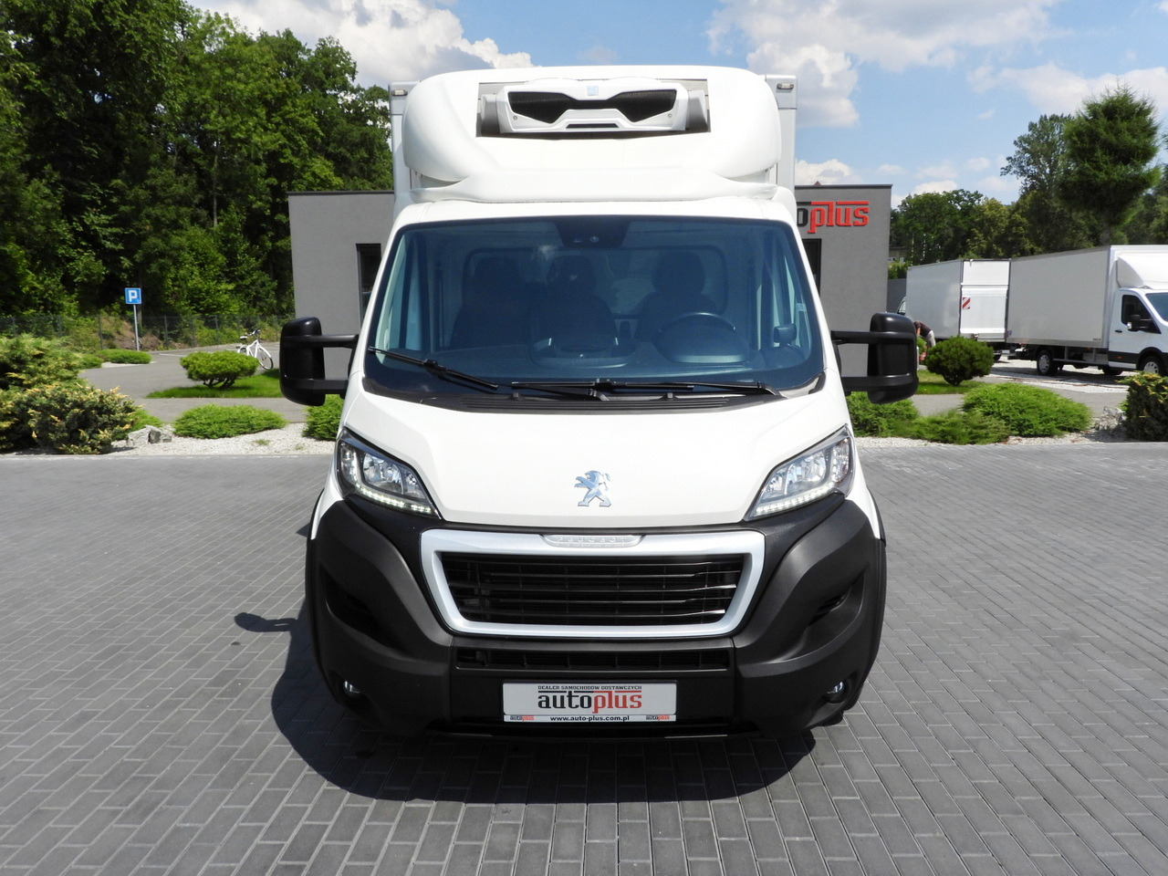 PEUGEOT BOXER REGRIGERATOR BOX 0*C 8 PALLETS CRUISE CONTROL LED LIGHTS AIR CONDITIONING  165HP - Utilitaire frigorifique: photos 5 PEUGEOT BOXER REGRIGERATOR BOX 0*C 8 PALLETS CRUISE CONTROL LED LIGHTS AIR CONDITIONING  165HP - Utilitaire frigorifique: photos 5