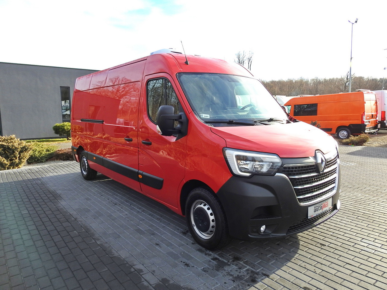 RENAULT MASTER REFRIGERATOR VAN 1*C CRUISE CONTROL AIR CONDITIONING LED LIGHTS  135HP - Utilitaire frigorifique: photos 4 RENAULT MASTER REFRIGERATOR VAN 1*C CRUISE CONTROL AIR CONDITIONING LED LIGHTS  135HP - Utilitaire frigorifique: photos 4