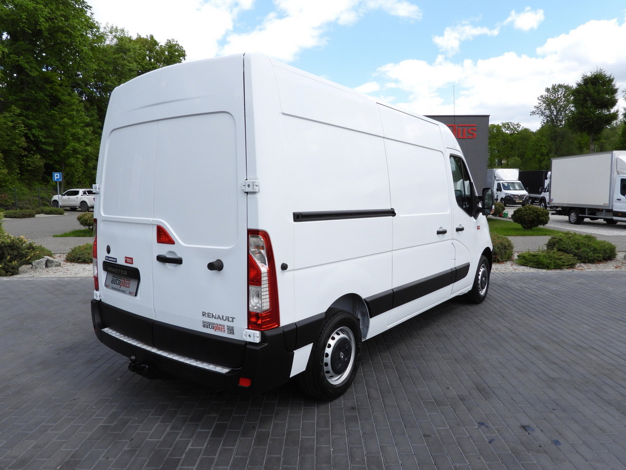 RENAULT MASTER REFRIGERATOR VAN -20*C POWER SUPPLY 230V CRUISE CONTROL AIR CONDITIONING 145HP - Utilitaire frigorifique: photos 3 RENAULT MASTER REFRIGERATOR VAN -20*C POWER SUPPLY 230V CRUISE CONTROL AIR CONDITIONING 145HP - Utilitaire frigorifique: photos 3