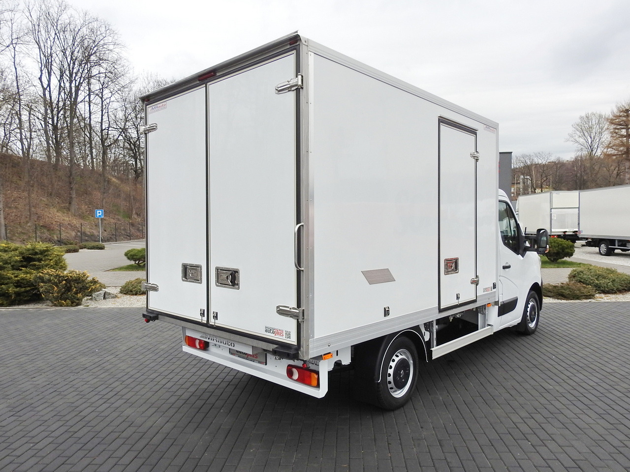 RENAULT MASTER REGRIGERATOR BOX 0*C LED LIGHTS AIR CONDITIONING 145HP - Utilitaire frigorifique: photos 3 RENAULT MASTER REGRIGERATOR BOX 0*C LED LIGHTS AIR CONDITIONING 145HP - Utilitaire frigorifique: photos 3