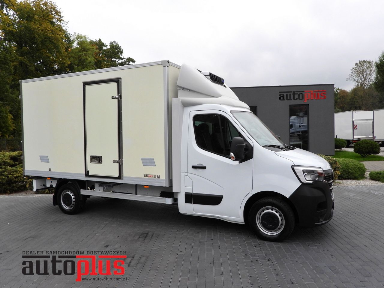 RENAULT MASTER REGRIGERATOR BOX 0*C LED LIGHTS AIR CONDITIONING  165HP - Utilitaire frigorifique: photos 1 RENAULT MASTER REGRIGERATOR BOX 0*C LED LIGHTS AIR CONDITIONING  165HP - Utilitaire frigorifique: photos 1