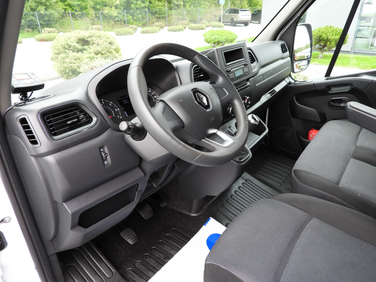 RENAULT MASTER REGRIGERATOR BOX 1*C LED LIGHTS AIR CONDITIONING 165HP - Utilitaire frigorifique: photos 2 RENAULT MASTER REGRIGERATOR BOX 1*C LED LIGHTS AIR CONDITIONING 165HP - Utilitaire frigorifique: photos 2