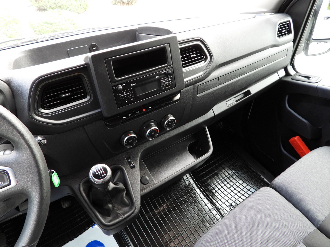 Utilitaire rideaux coulissants (PLSC) RENAULT MASTER TARPAULIN 10 PALLETS WEBASTO CRUISE CONTROL LED LIGHTS PNEUMATICS AIR CONDITIONING  165HP: photos 32