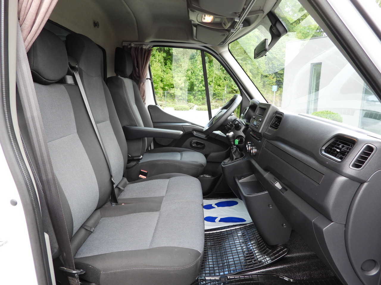 Utilitaire rideaux coulissants (PLSC) RENAULT MASTER TARPAULIN 10 PALLETS WEBASTO CRUISE CONTROL LED LIGHTS PNEUMATICS AIR CONDITIONING  165HP: photos 36
