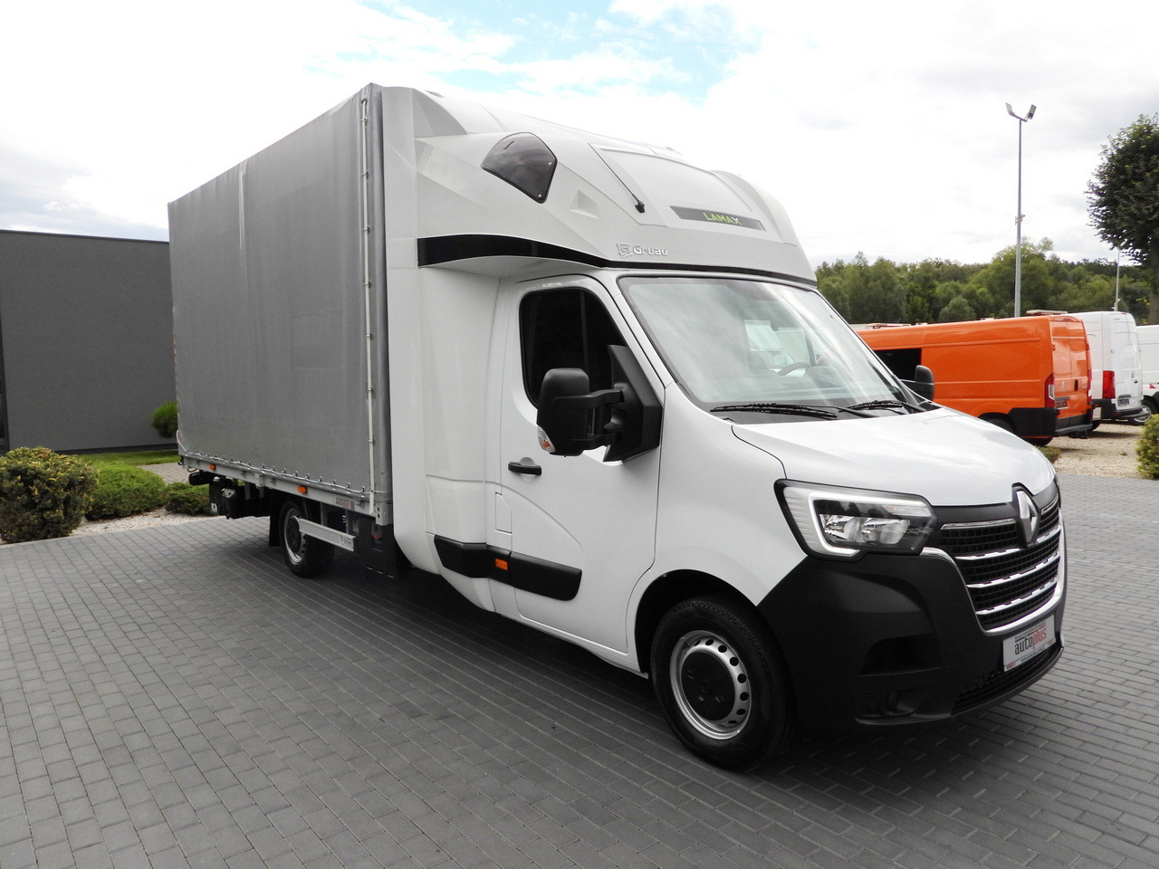 RENAULT MASTER TARPAULIN LIFT 10 PALLETS WEBASTO CRUISE CONTROL LED LIGHTS AIR CONDITIONING 165HP - Utilitaire rideaux coulissants (PLSC): photos 4 RENAULT MASTER TARPAULIN LIFT 10 PALLETS WEBASTO CRUISE CONTROL LED LIGHTS AIR CONDITIONING 165HP - Utilitaire rideaux coulissants (PLSC): photos 4