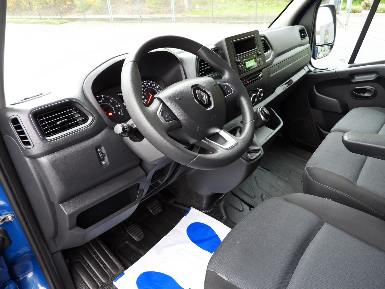 RENAULT MASTER TARPAULIN LIFT 8 PALLETS WEBASTO CRUISE CONTROL LED LIGHTS AIR CONDITIONING 165HP - Utilitaire rideaux coulissants (PLSC): photos 2 RENAULT MASTER TARPAULIN LIFT 8 PALLETS WEBASTO CRUISE CONTROL LED LIGHTS AIR CONDITIONING 165HP - Utilitaire rideaux coulissants (PLSC): photos 2