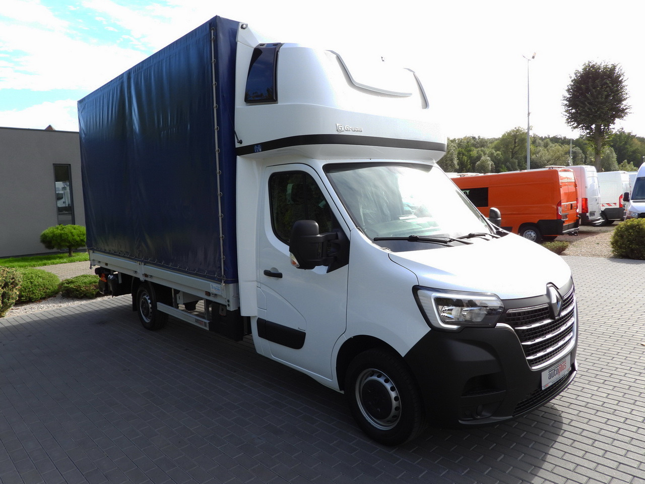 RENAULT MASTER TARPAULIN LIFT 9 PALLETS WEBASTO CRUISE CONTROL LED LIGHTS PNEUMATICS AIR CONDITIONING 165HP - Utilitaire rideaux coulissants (PLSC): photos 4 RENAULT MASTER TARPAULIN LIFT 9 PALLETS WEBASTO CRUISE CONTROL LED LIGHTS PNEUMATICS AIR CONDITIONING 165HP - Utilitaire rideaux coulissants (PLSC): photos 4