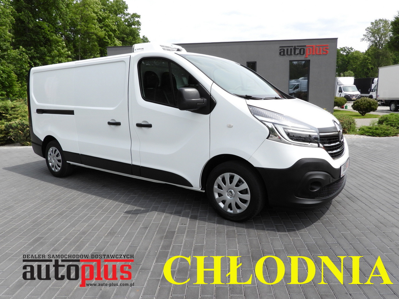 RENAULT TRAFIC  REFRIGERATOR VAN 0*C CRUISE CONTROL LED LIGHTS AIR CONDITIONING  120HP - Utilitaire frigorifique: photos 1 RENAULT TRAFIC  REFRIGERATOR VAN 0*C CRUISE CONTROL LED LIGHTS AIR CONDITIONING  120HP - Utilitaire frigorifique: photos 1