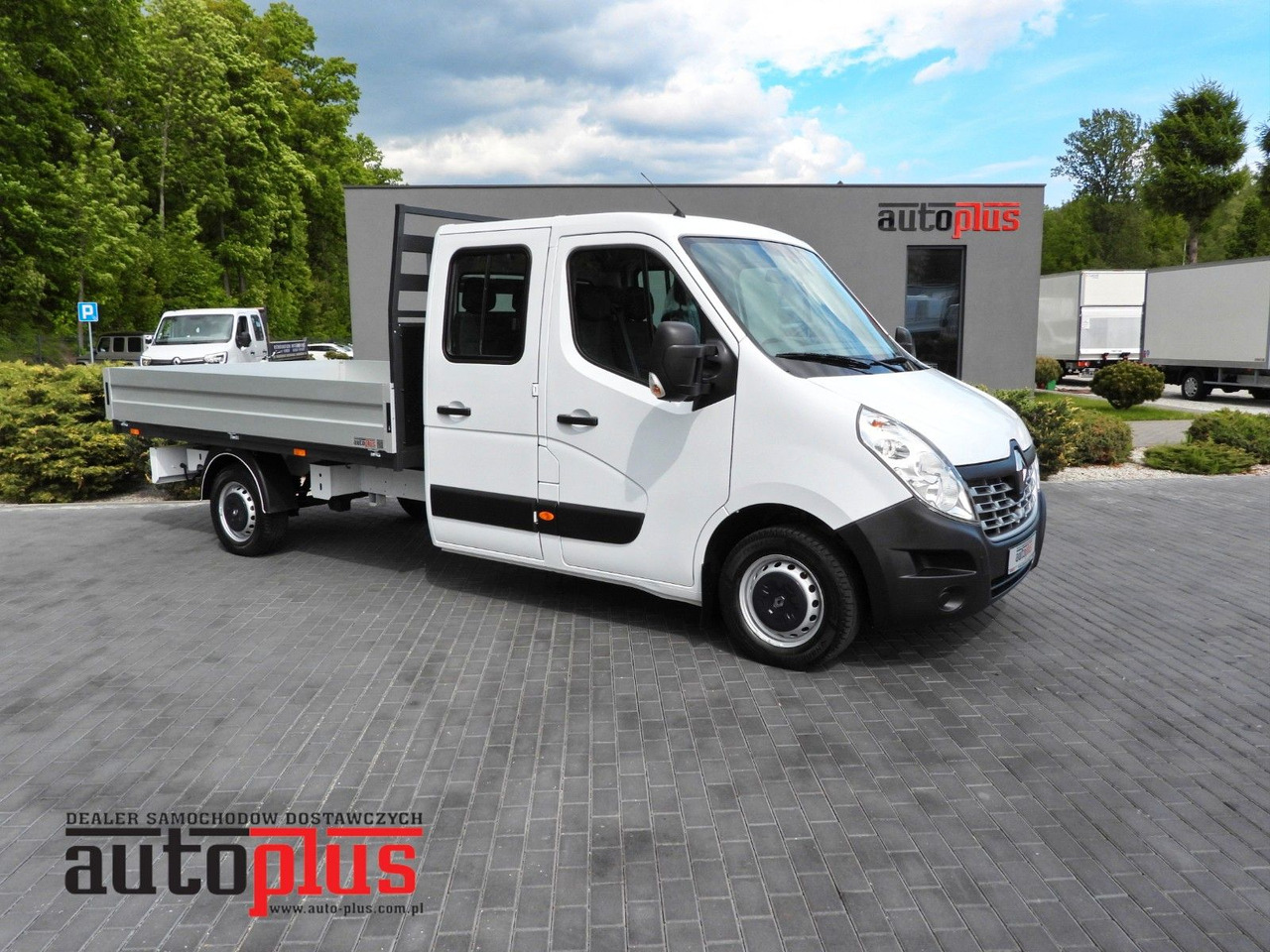 Renault MASTER PRITSCHE DOPPELKABINE DOKA 7 SITZE - Utilitaire plateau, Utilitaire double cabine: photos 1 Renault MASTER PRITSCHE DOPPELKABINE DOKA 7 SITZE - Utilitaire plateau, Utilitaire double cabine: photos 1