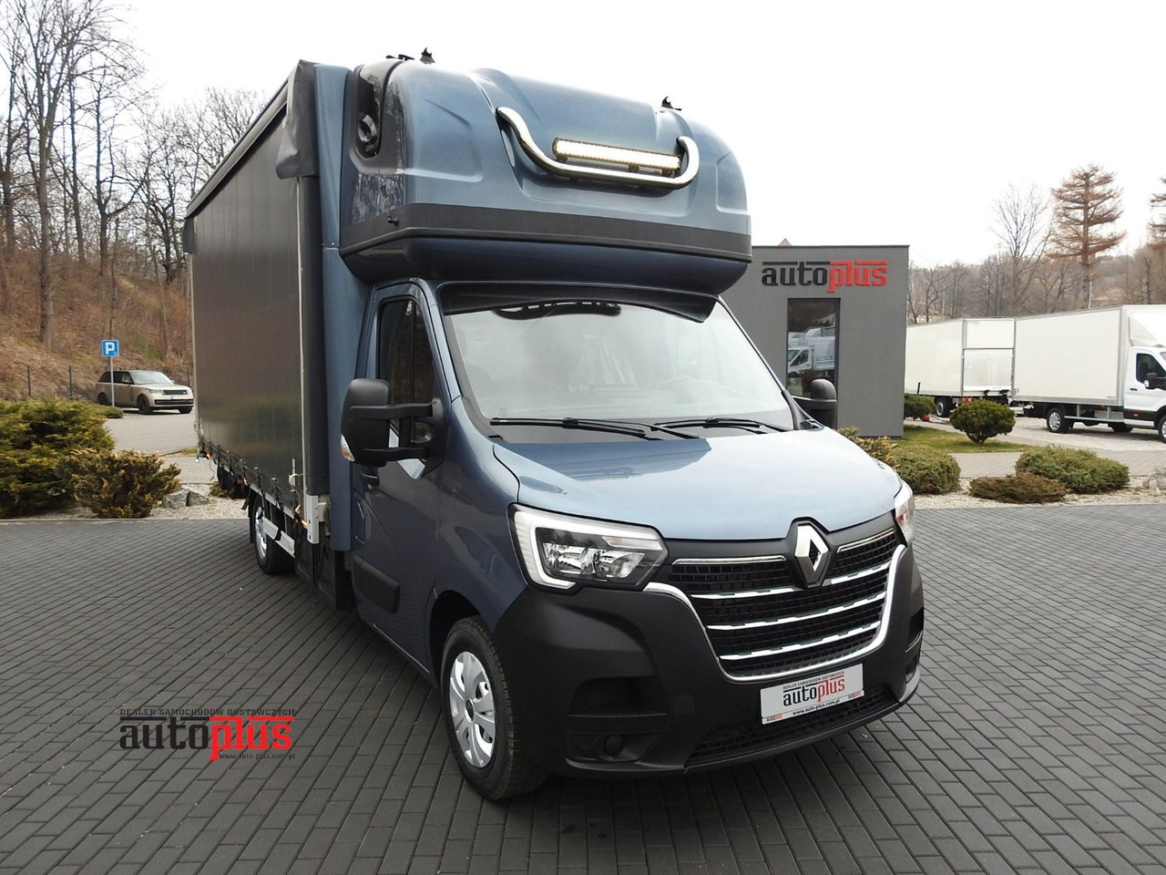 Renault MASTER PRITSCHE PLANE 10 PALETTEN WEBASTO - Utilitaire rideaux coulissants (PLSC): photos 1 Renault MASTER PRITSCHE PLANE 10 PALETTEN WEBASTO - Utilitaire rideaux coulissants (PLSC): photos 1