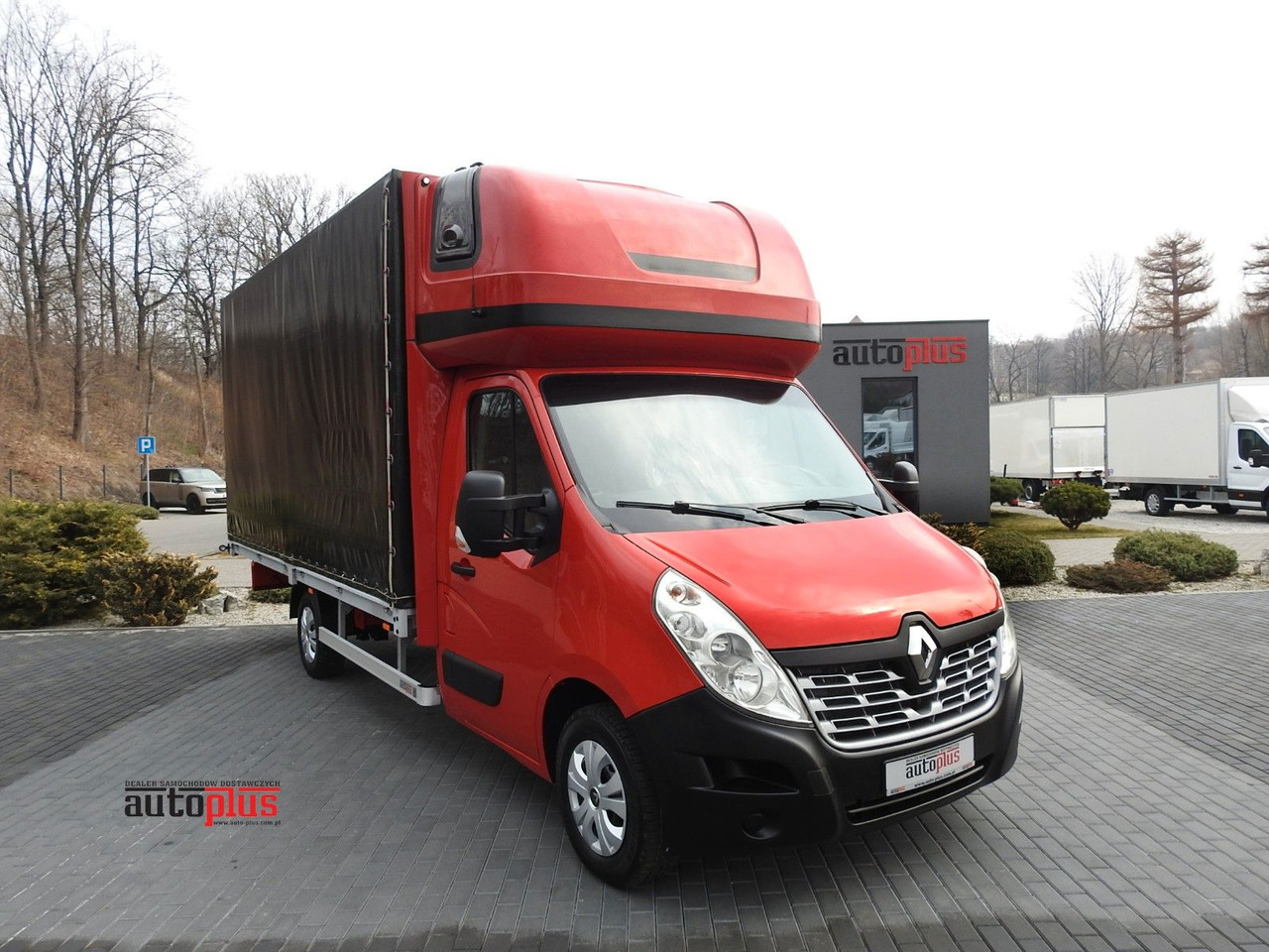 Renault MASTER PRITSCHE PLANE 10 PALETTEN WEBASTO - Utilitaire rideaux coulissants (PLSC): photos 1 Renault MASTER PRITSCHE PLANE 10 PALETTEN WEBASTO - Utilitaire rideaux coulissants (PLSC): photos 1