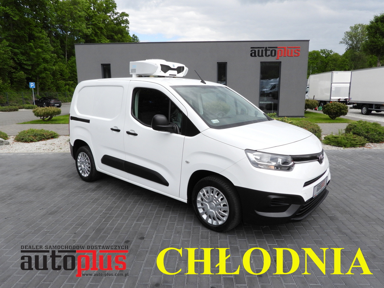 TOYOTA PROACE CITY REFRIGERATOR VAN -15*C POWER SUPPLY 230V CRUISE CONTROL AIR CONDITIONING 100HP - Utilitaire frigorifique: photos 1 TOYOTA PROACE CITY REFRIGERATOR VAN -15*C POWER SUPPLY 230V CRUISE CONTROL AIR CONDITIONING 100HP - Utilitaire frigorifique: photos 1