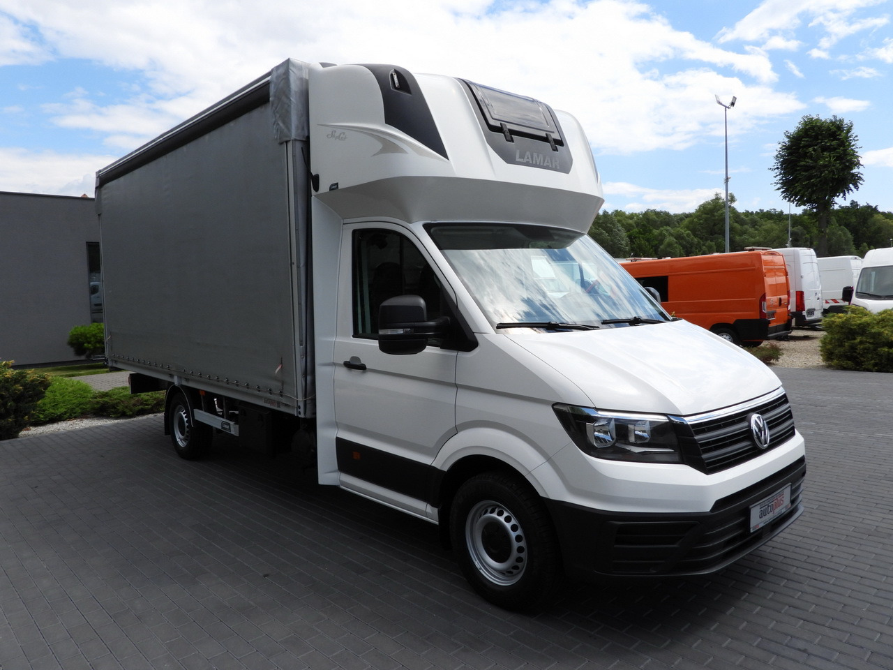 VOLKSWAGEN CRAFTER TARPAULIN 10 PALLETS WEBASTO CRUISE CONTROL AIR CONDITIONING 180HP - Utilitaire rideaux coulissants (PLSC): photos 4 VOLKSWAGEN CRAFTER TARPAULIN 10 PALLETS WEBASTO CRUISE CONTROL AIR CONDITIONING 180HP - Utilitaire rideaux coulissants (PLSC): photos 4