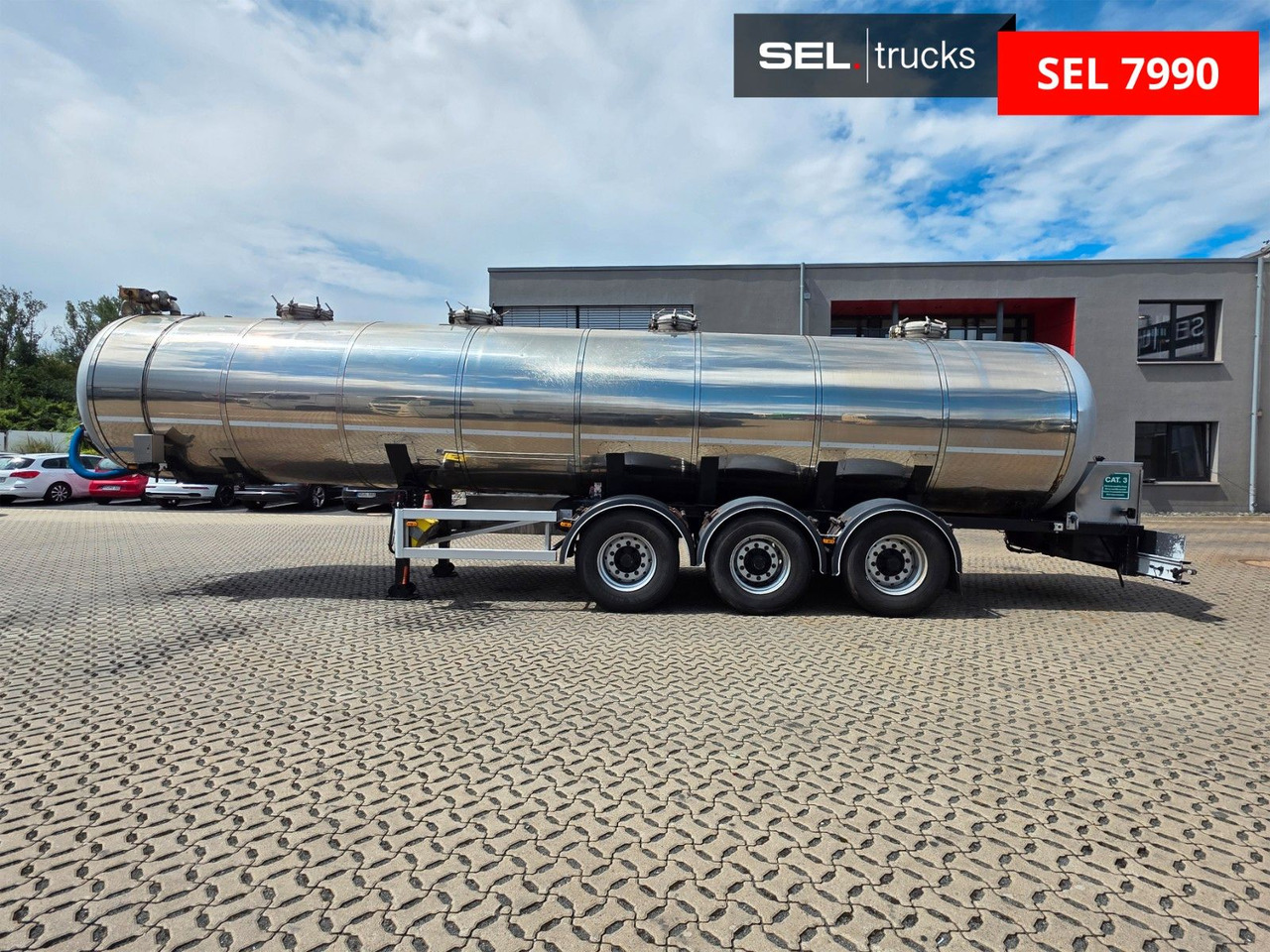 Semi-remorque citerne Eurotank STN27: photos 8 Semi-remorque citerne Eurotank STN27: photos 8