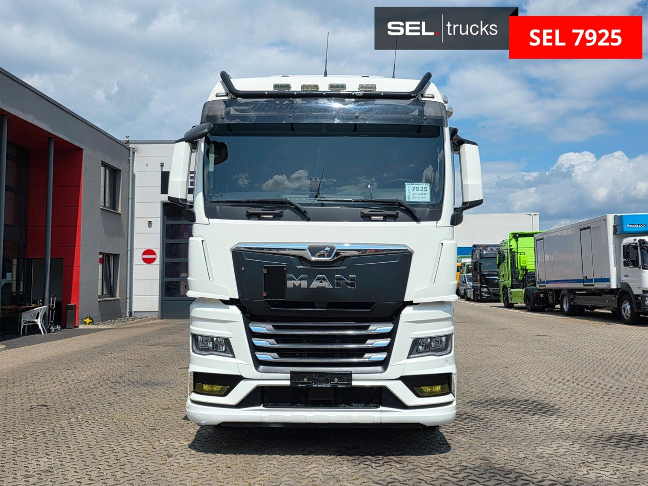 MAN TGX 26.510 6x2-2 LL CH / ZF Intarder / Liftachse - Camion porte-conteneur/ Caisse mobile: photos 2 MAN TGX 26.510 6x2-2 LL CH / ZF Intarder / Liftachse - Camion porte-conteneur/ Caisse mobile: photos 2