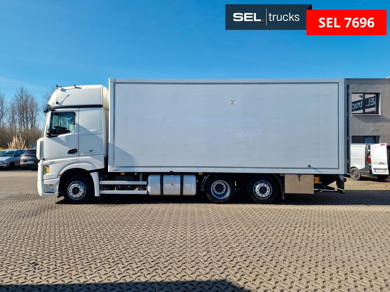 Camion fourgon Mercedes-Benz Actros 2643 / Retarder / Ldbw / Lenkachse /: photos 8