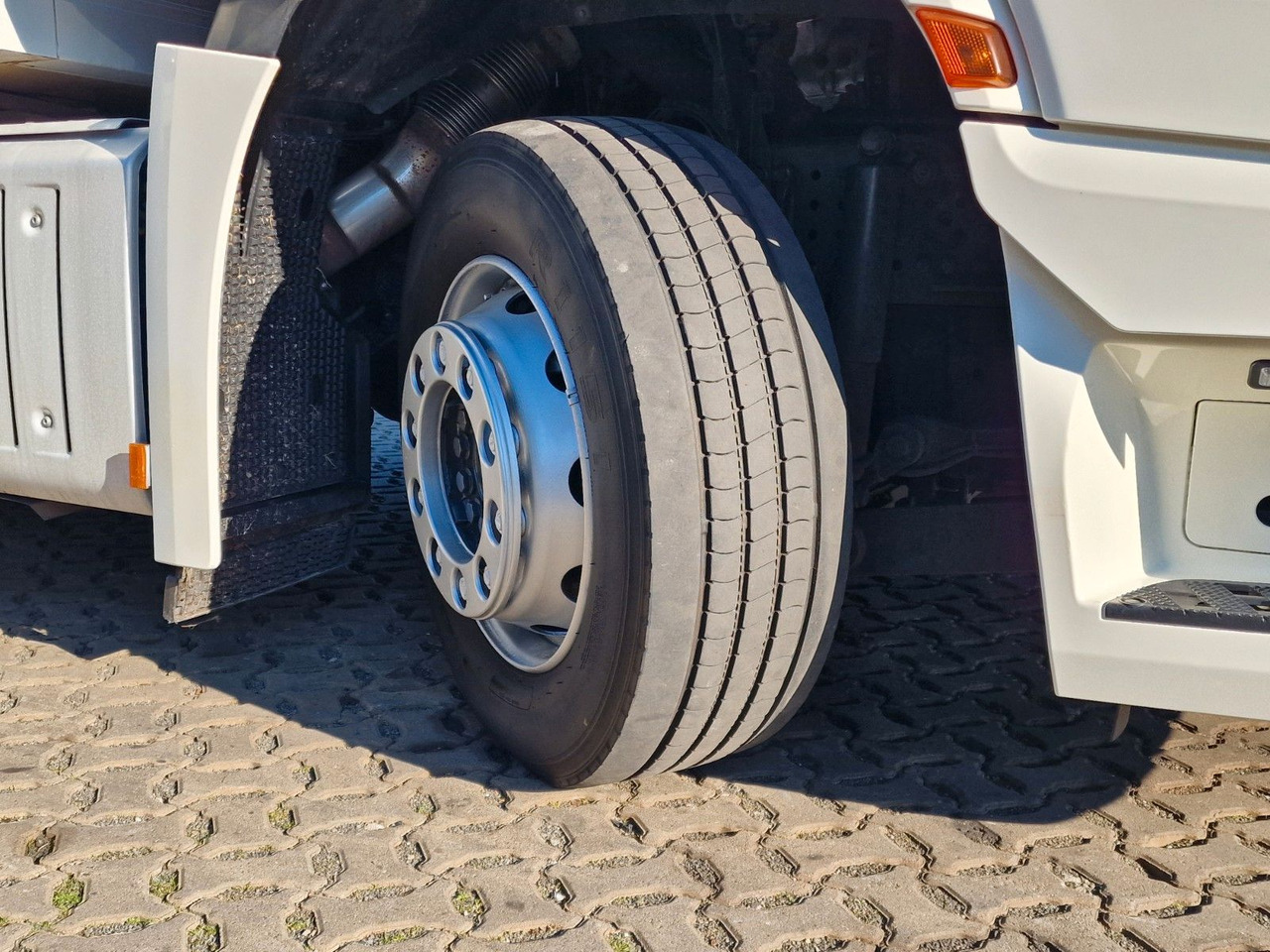 Camion fourgon Mercedes-Benz Actros 2643 / Retarder / Ldbw / Lenkachse /: photos 26