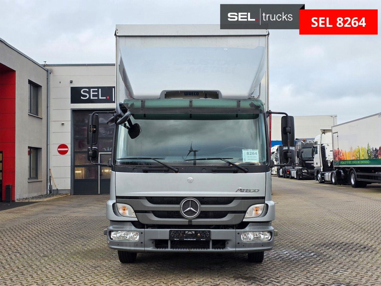 Mercedes-Benz Atego 818 / Ladebordwand - Utilitaire rideaux coulissants (PLSC): photos 2 Mercedes-Benz Atego 818 / Ladebordwand - Utilitaire rideaux coulissants (PLSC): photos 2