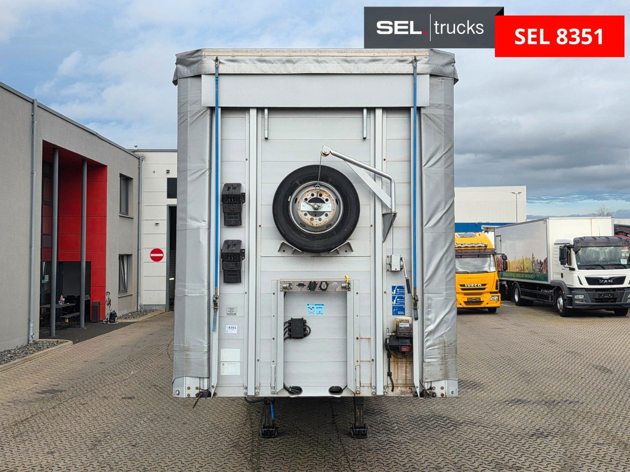 Meusburger MPS-3 / Radmulde / Lenk-Liftachse /Verbreiterbar - Semi-remorque rideaux coulissants: photos 2 Meusburger MPS-3 / Radmulde / Lenk-Liftachse /Verbreiterbar - Semi-remorque rideaux coulissants: photos 2