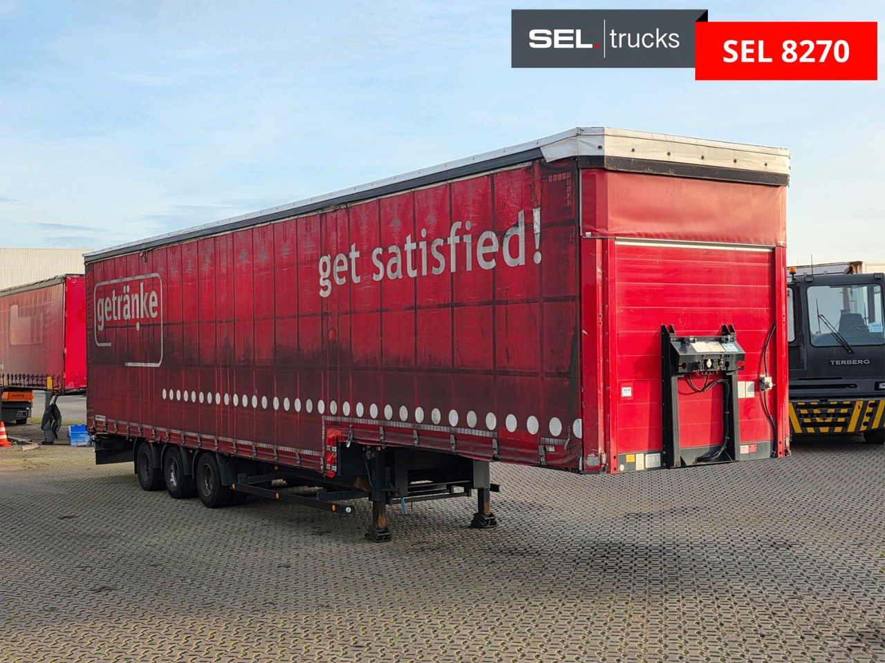 Schwarzmüller SJ / Liftachse - Semi-remorque pour le transport de boissons: photos 3 Schwarzmüller SJ / Liftachse - Semi-remorque pour le transport de boissons: photos 3