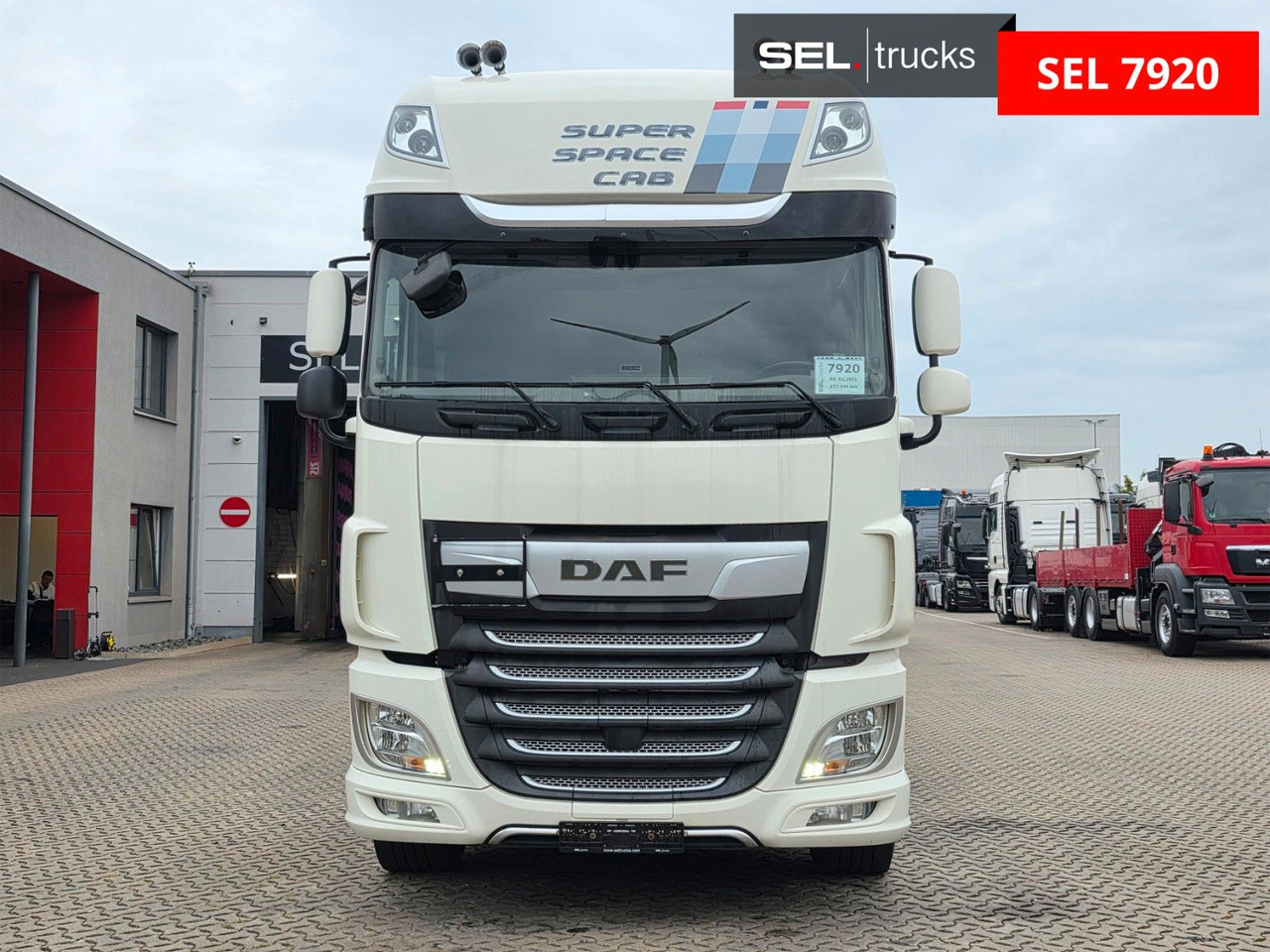 DAF XF 530 FTS / ZF Intarder / 6D - Tracteur routier: photos 2 DAF XF 530 FTS / ZF Intarder / 6D - Tracteur routier: photos 2