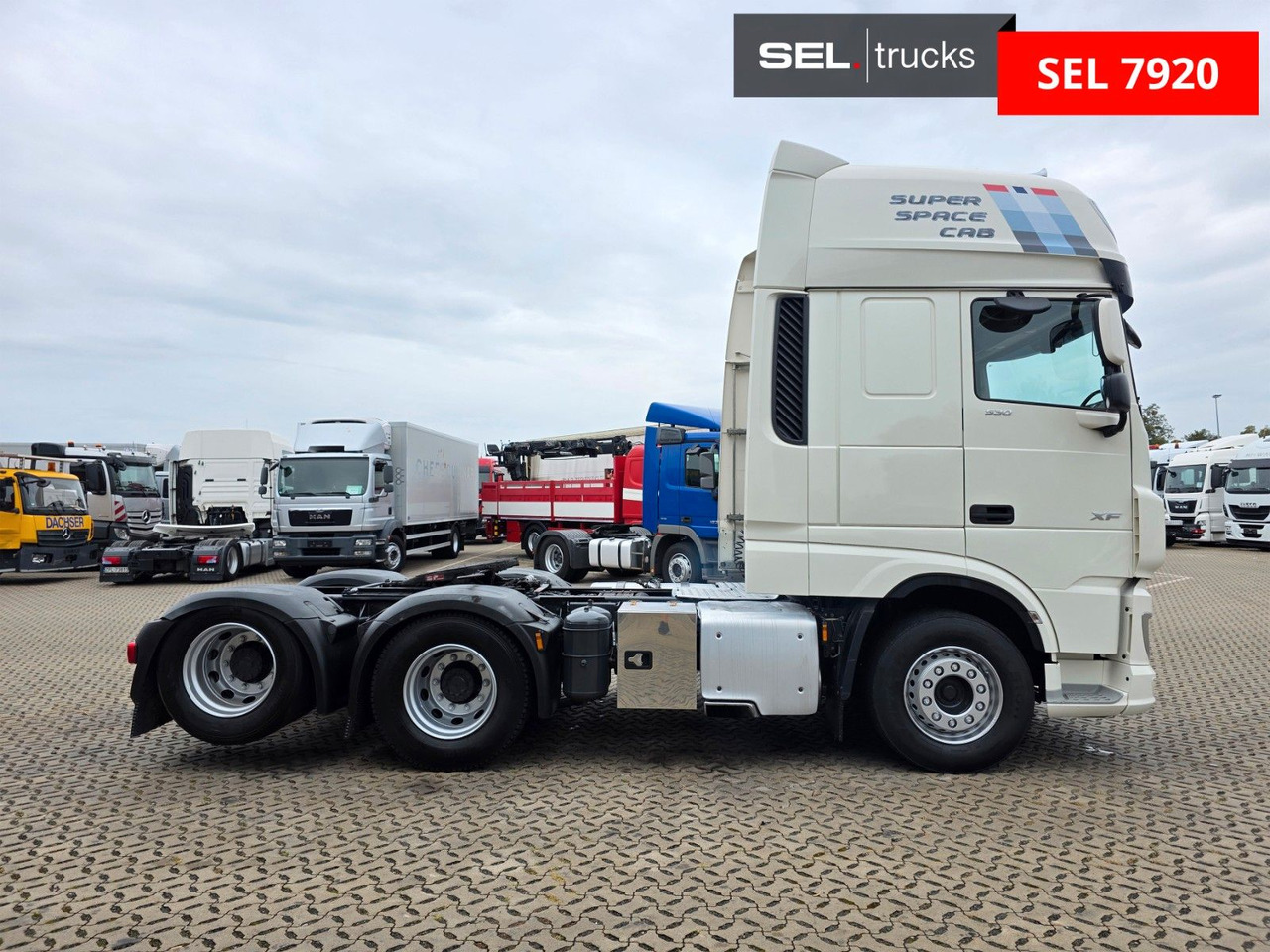 DAF XF 530 FTS / ZF Intarder / 6D - Tracteur routier: photos 4 DAF XF 530 FTS / ZF Intarder / 6D - Tracteur routier: photos 4