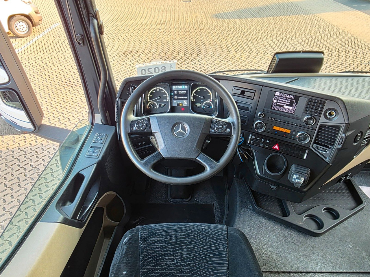 Tracteur routier Mercedes-Benz Actros 1843: photos 23