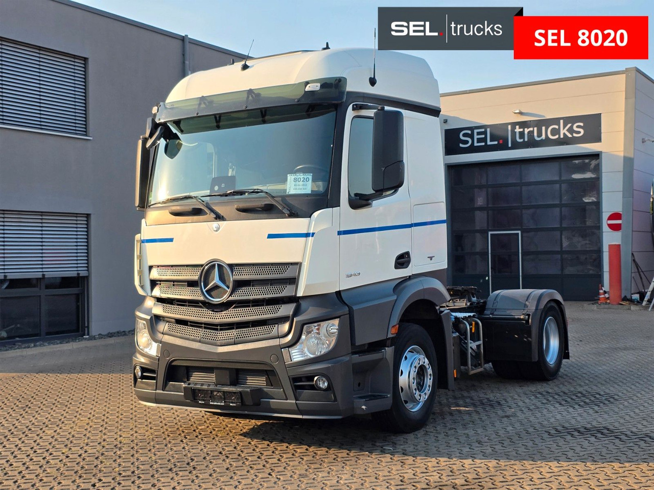 Mercedes-Benz Actros 1843 - Tracteur routier: photos 1 Mercedes-Benz Actros 1843 - Tracteur routier: photos 1
