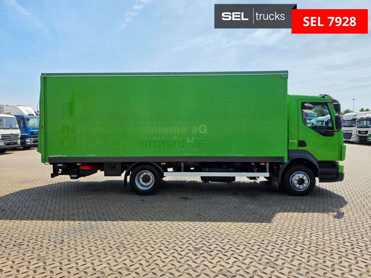Volvo FL 240 - Camion à rideaux coulissants: photos 4 Volvo FL 240 - Camion à rideaux coulissants: photos 4