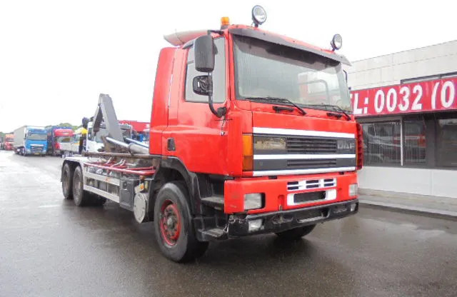 DAF 85.400 85-400 ATI 6X2 BLADGEVEERD - Camion ampliroll: photos 3 DAF 85.400 85-400 ATI 6X2 BLADGEVEERD - Camion ampliroll: photos 3