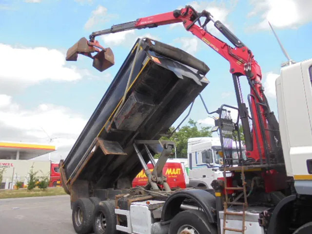 Camion benne, Camion grue DAF CF 370 8X4 + PALFINGER EPSILON: photos 19 Camion benne, Camion grue DAF CF 370 8X4 + PALFINGER EPSILON: photos 19