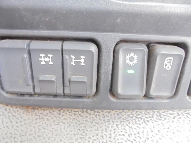 Camion benne, Camion grue DAF CF 370 8X4 + PALFINGER EPSILON: photos 14 Camion benne, Camion grue DAF CF 370 8X4 + PALFINGER EPSILON: photos 14