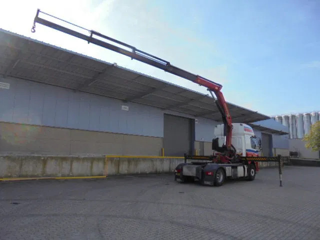 DAF CF 440 EURO 6 - Camion grue: photos 2 DAF CF 440 EURO 6 - Camion grue: photos 2