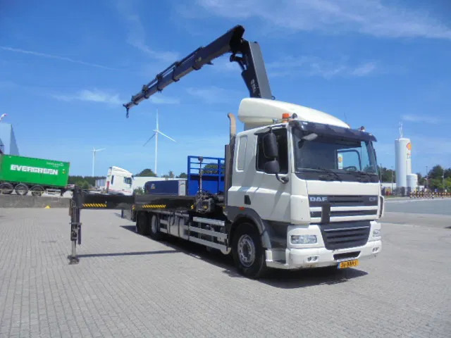 DAF CF 85 360 6X2 HIAB 477/5 NL TRUCK - Camion plateau, Camion grue: photos 3 DAF CF 85 360 6X2 HIAB 477/5 NL TRUCK - Camion plateau, Camion grue: photos 3