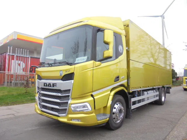 DAF XD 370 FA DEMO MET FABRIEKS GARANTIE - Camion fourgon: photos 1 DAF XD 370 FA DEMO MET FABRIEKS GARANTIE - Camion fourgon: photos 1