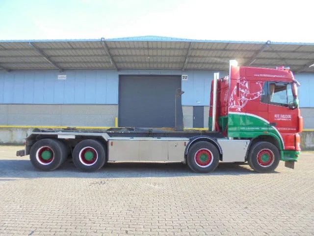 Camion ampliroll DAF XF 105 410 FAD 8X4 STEEL SUSPENSION: photos 6