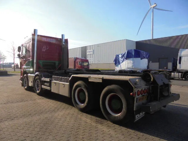 Camion ampliroll DAF XF 105 410 FAD 8X4 STEEL SUSPENSION: photos 5