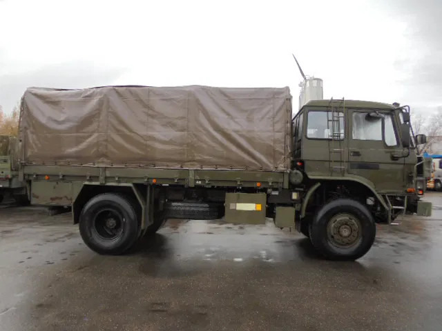 DAF YLM 4442 NT 4X4 - Camion à rideaux coulissants: photos 4 DAF YLM 4442 NT 4X4 - Camion à rideaux coulissants: photos 4