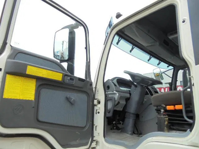 Diversen FOTON DAIMLER TX 3234 6X4 FOTON DAIMLER TX 3234 6X4 - Camion benne: photos 5 Diversen FOTON DAIMLER TX 3234 6X4 FOTON DAIMLER TX 3234 6X4 - Camion benne: photos 5