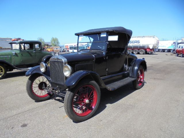 Ford Model T RUNABOUT - Berline: photos 1 Ford Model T RUNABOUT - Berline: photos 1