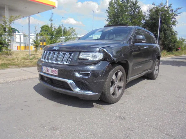 Jeep Grand Cherokee 4X4 SUMMIT EDITION 3.0 LTR V6 - SUV: photos 1 Jeep Grand Cherokee 4X4 SUMMIT EDITION 3.0 LTR V6 - SUV: photos 1
