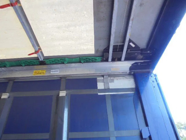 Semi-remorque rideaux coulissants Krone SD NL KENTEKEN BPW TROMMEL ASSEN 35 IN STOCK: photos 9 Semi-remorque rideaux coulissants Krone SD NL KENTEKEN BPW TROMMEL ASSEN 35 IN STOCK: photos 9